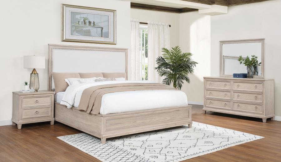(image for) Pembroke 4-piece Eastern King Bedroom Set Washed Oak
