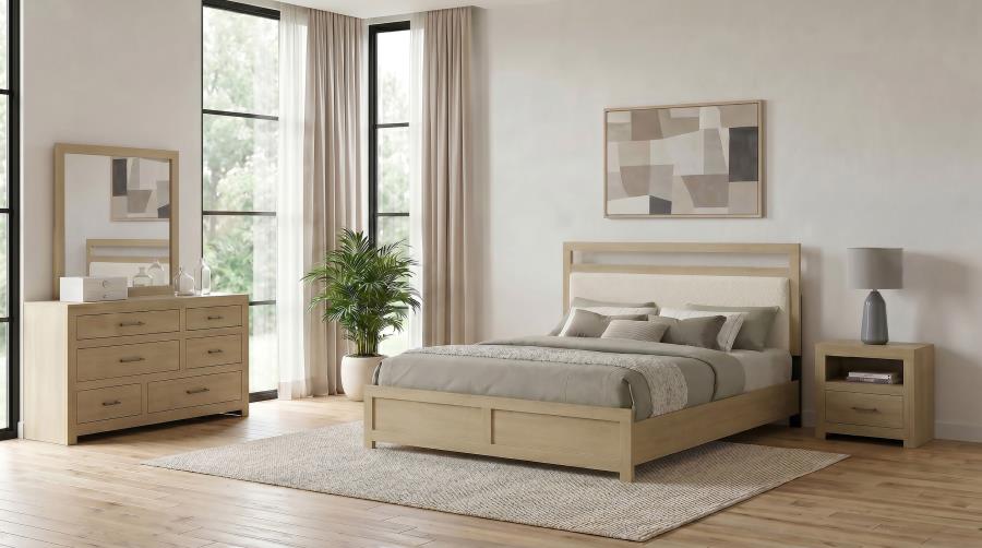 (image for) Hendricks 4-piece Eastern King Bedroom Set Light Oak