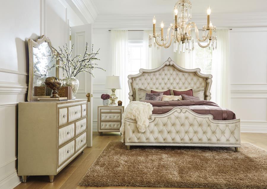 (image for) Antonella 4-piece Queen Bedroom Set Ivory