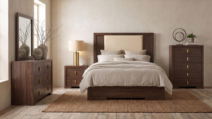 (image for) Etienne 5-piece Queen Bedroom Set Walnut